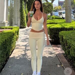 CSB Crop Shop Boutique Butter Yellow Foldover Leggings